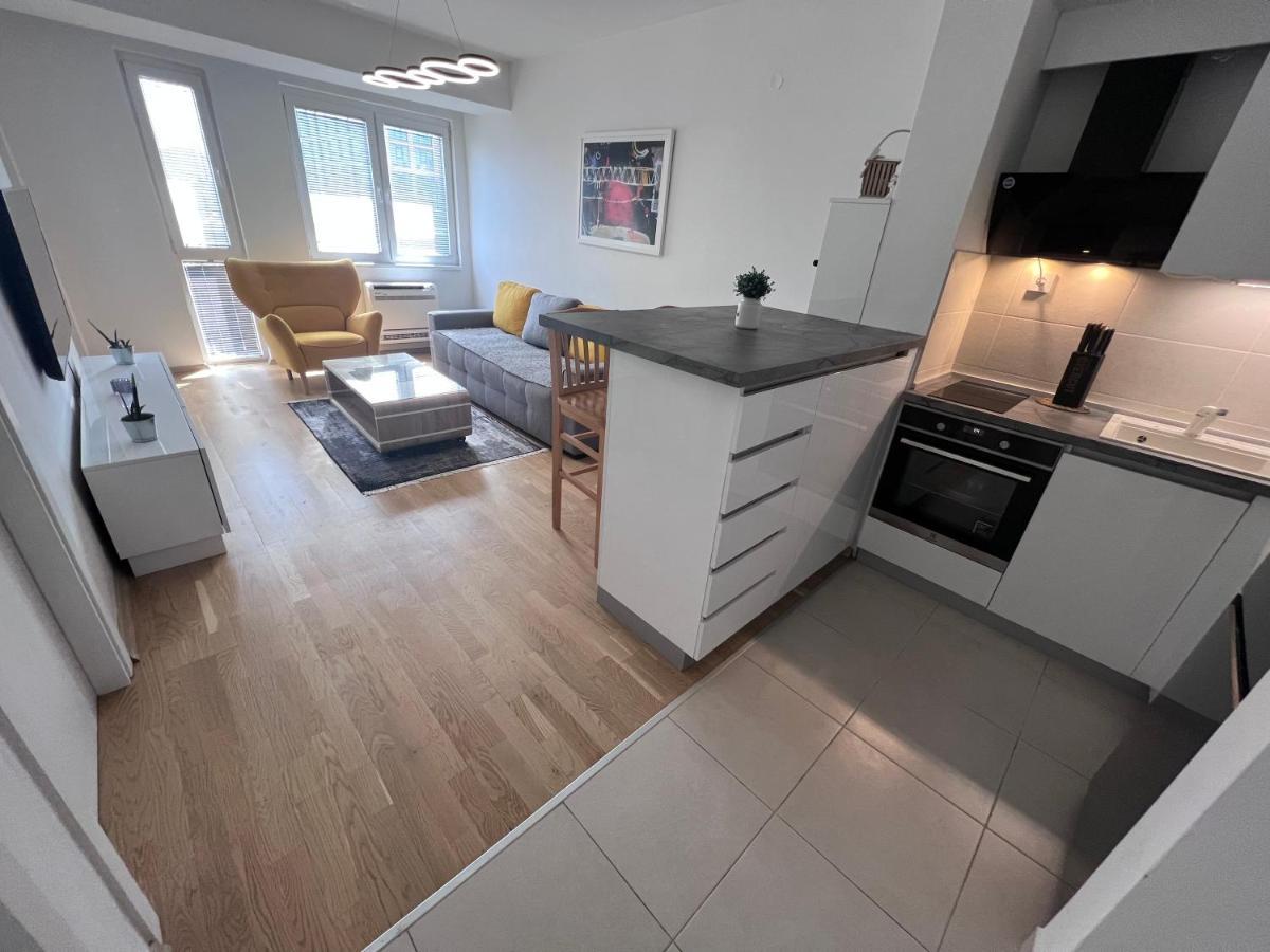 Urban Apartment Скопье Экстерьер фото